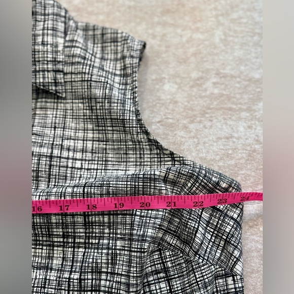 Worthington Women's Sleeveless Button-Up V-Neck Blouse – Size 2XL Plaid Collared - Picture 10 of 10